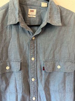 Levi's Button-Up Shirt