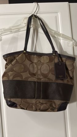 coach brandshoulder bag and wallet original coach brand