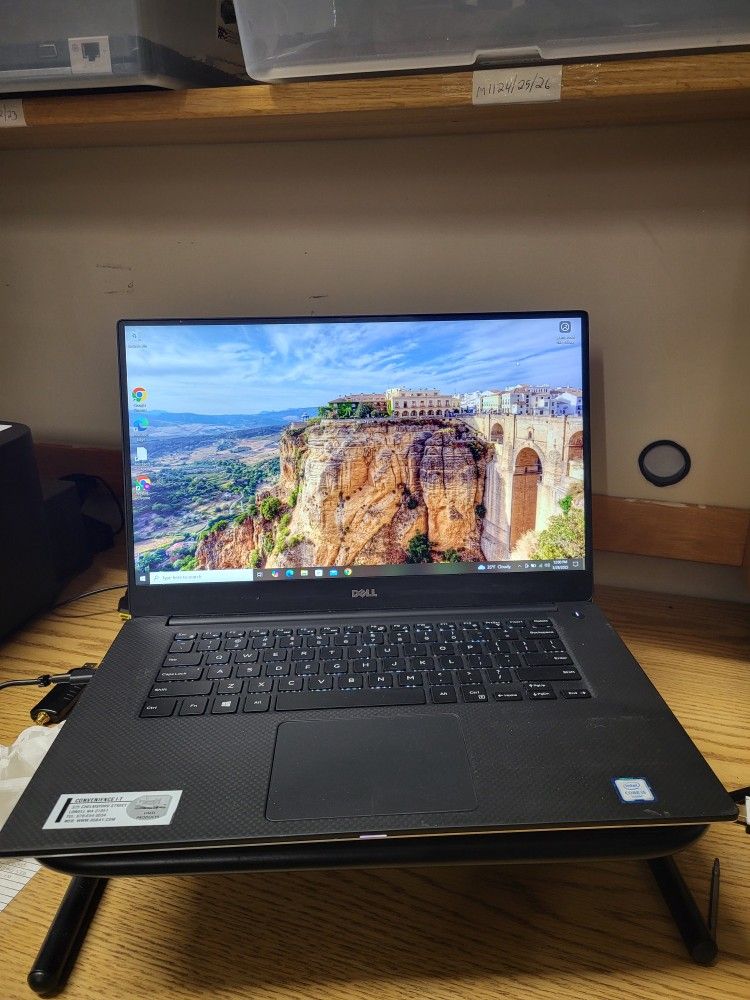DELL PRECISION GAMING/WORKSTATION LAPTOP WITH QUADRO M1000M VIDEO CARD WINDOW 10