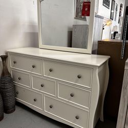 Classic Design White Dresser With Mirror ✅ Coaster Mirrored Dresser 