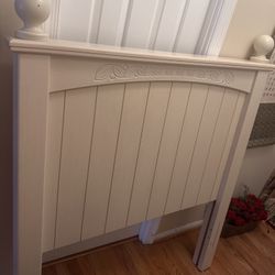 2 Twins Headboard in Off White