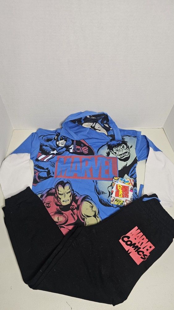Marvel Avengers Cosplay Hoodie & Jogger Set Boys Size 6
