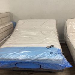 Full Size Adjustable Bed With Mattress 