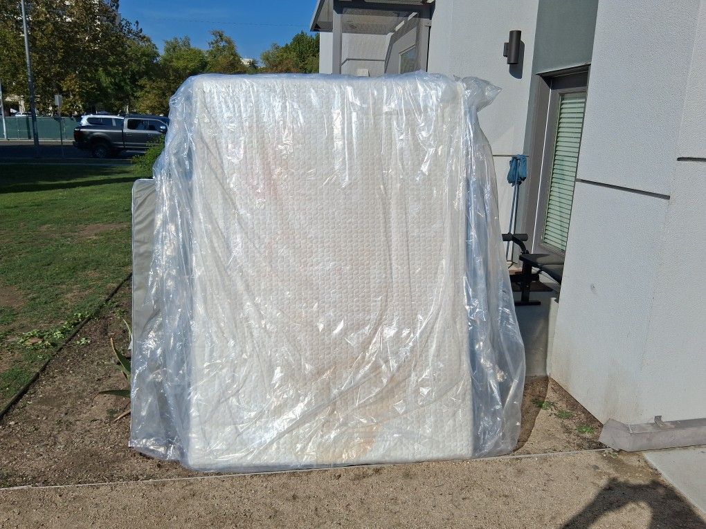 Full Mattress And Box Spring