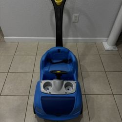 Push Car To children . Used I. Good Condition 