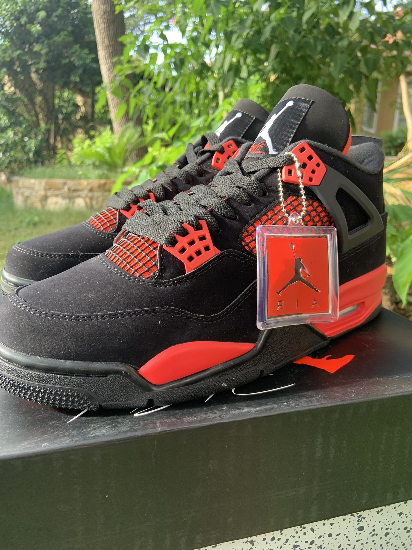 Jordan 4 Red Thunder