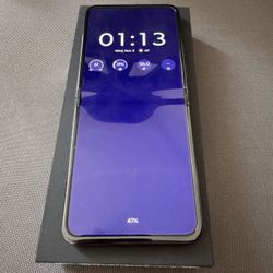 2024 Motorola Razr 5G