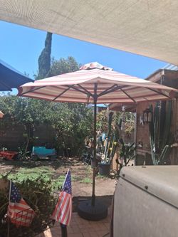 Patio umbrella