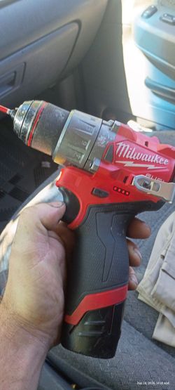 Milwaukee 12 volt drill