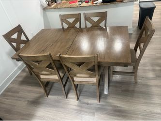 72” Extendable Dining Table with 6 Chairs - Like New Condition - $425