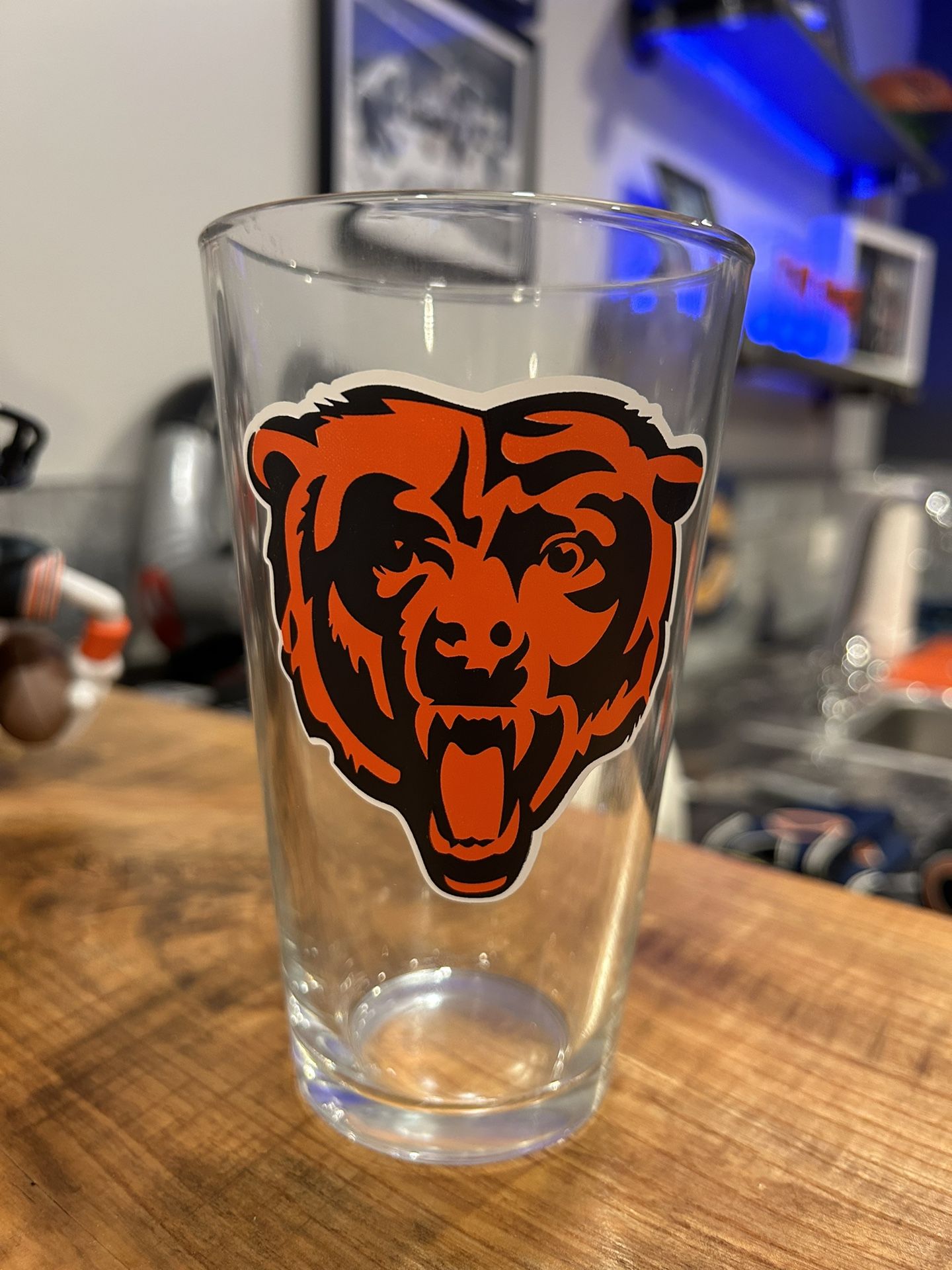 Chicago Bears Pint Glasses (8) Never Used