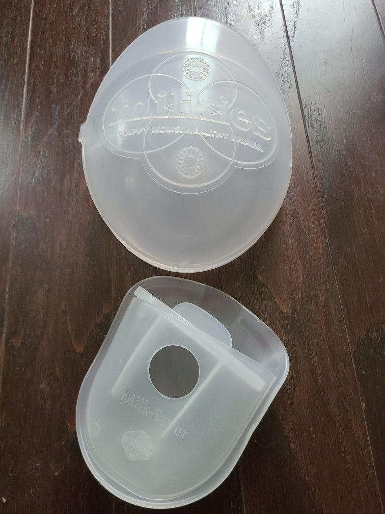Milkies Milk Saver Collects Leaking Breast Milk as You Nurse with Travel Case