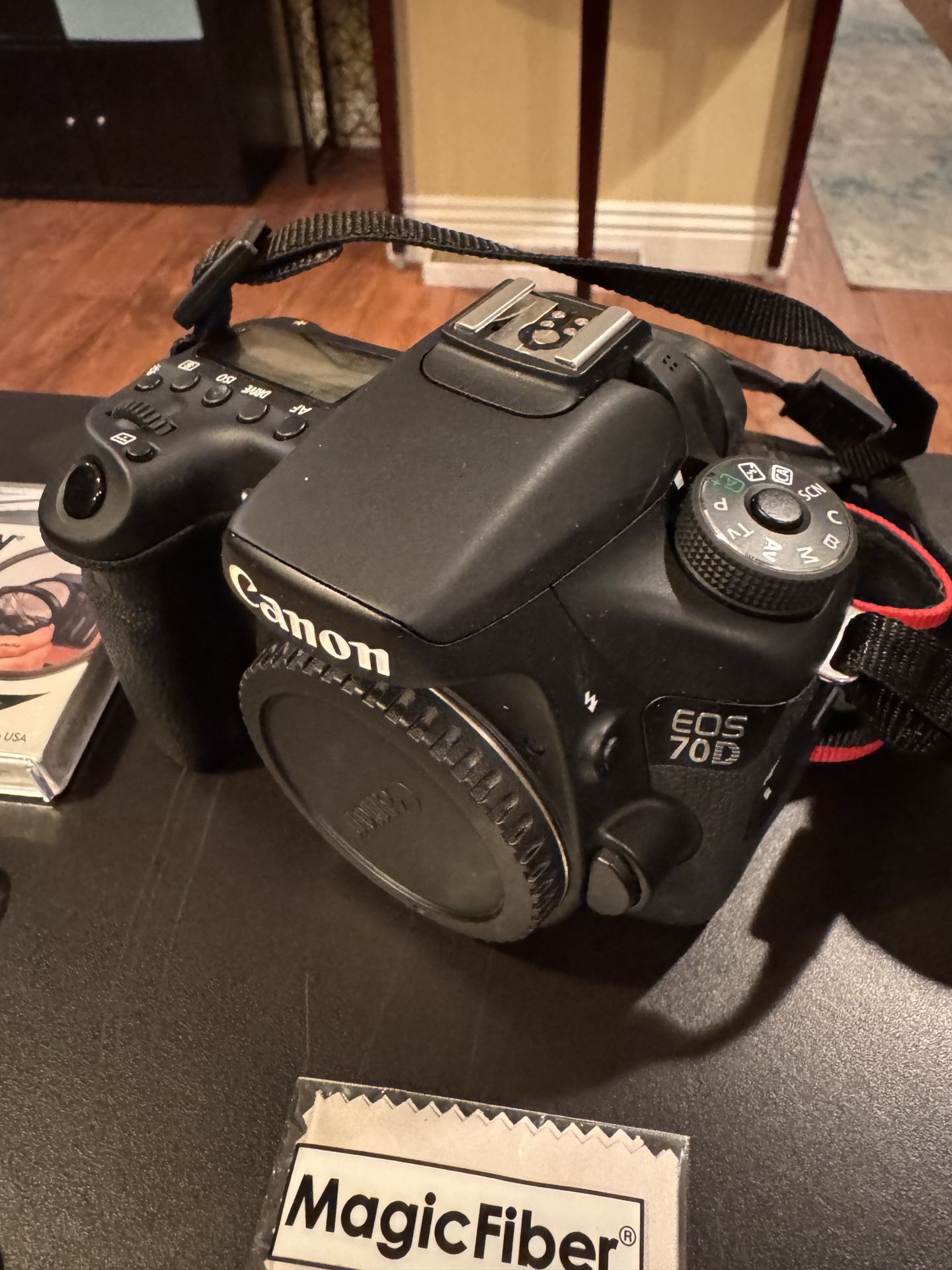 Canon EOS 70D with two lens, case, RODE microphone, battery and charger 