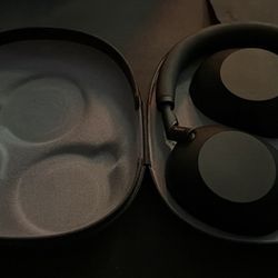 Sony - WH1000XM6- Best Wireless Noise Canceling Headphones - Black