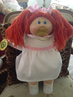 VINTAGE CABBAGE PATCH KID DOLL WITH PACIFIER