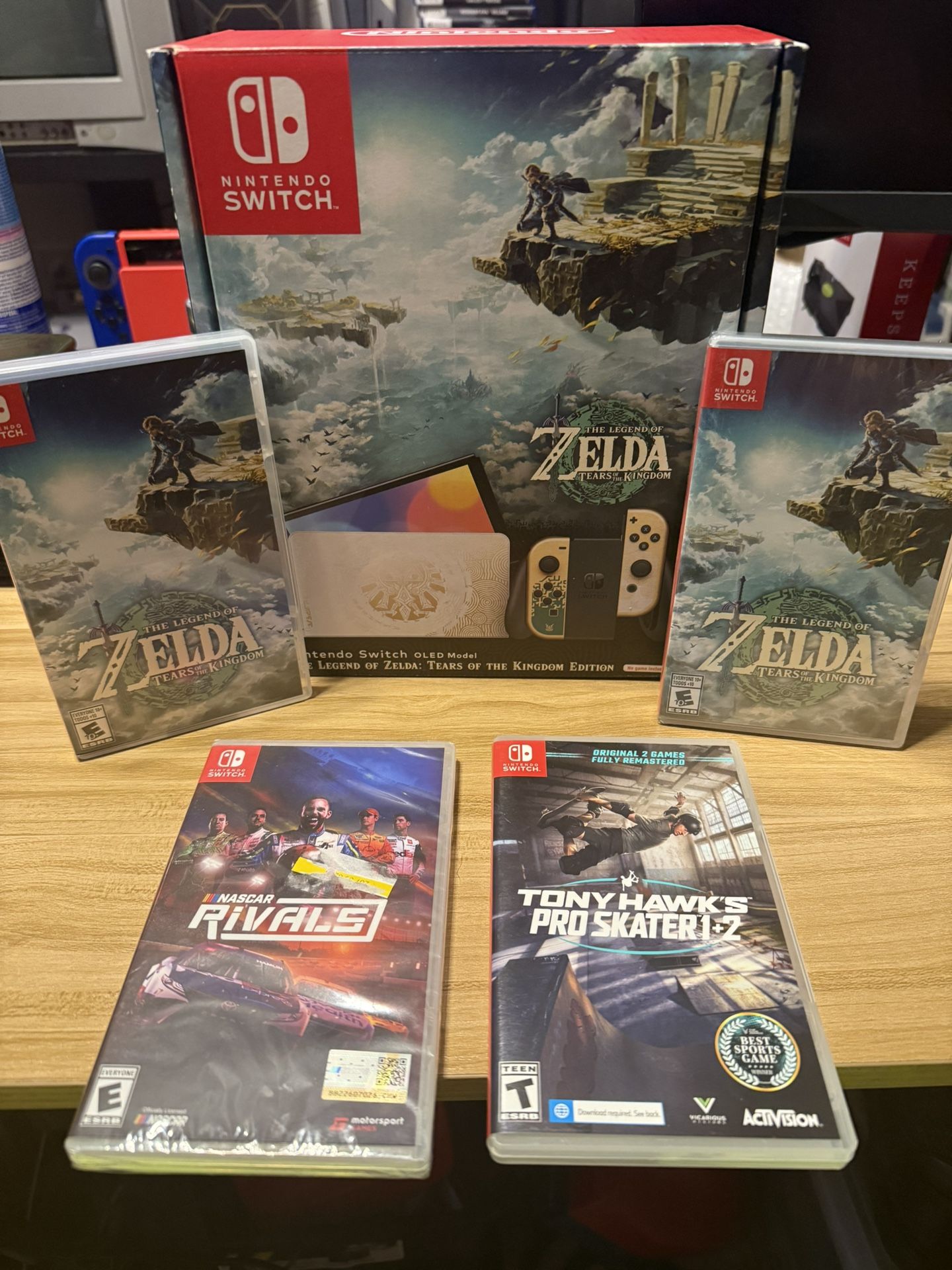 Nintendo Switch Zelda OLED Bundle