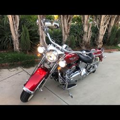 2013 Harley Davidson Deluxe FLSTN
