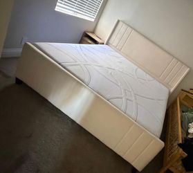 King size bed and matress