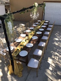 Farm table and chiavari chairs!!!