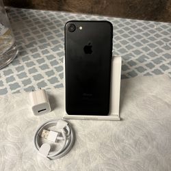 iPhone 7 Unlocked For All Carrier 128 GB