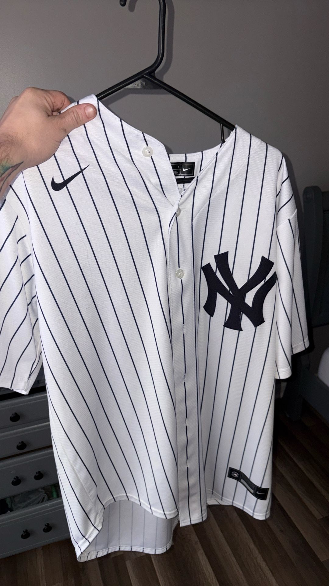 Aaron Judge Yankees jersey 