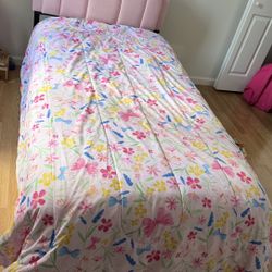 Cama Twin  con Luces – ¡NUEVA! 
