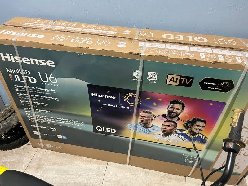 Hisense Smart TV 64 Inch
