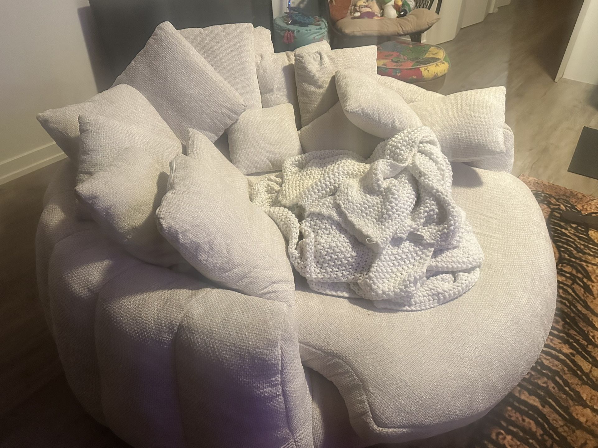 71” Round Sleeper Couch & 55’ Tv