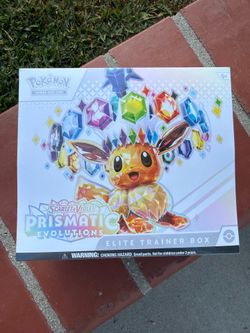Pokemon Prismatic Evolutions ETB