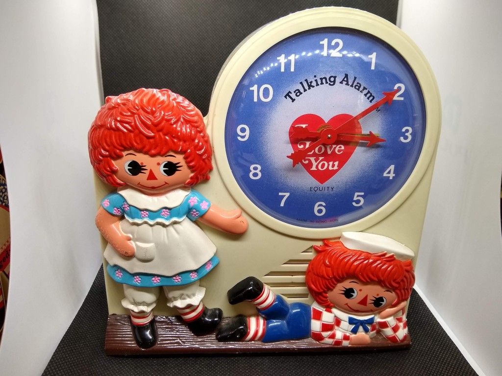 Vintage talking Raggedy Ann and Andy alarm clock