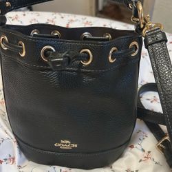 Dempsey Drawstring Bucket Bag 15