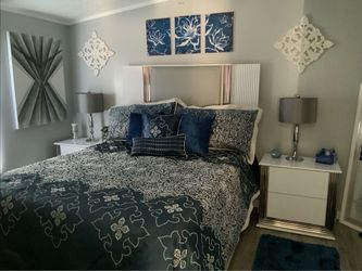 5 pc white lacquer bedroom set trimmed in silver. All components light up