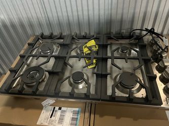 Zline stainless steel 5burners gas cooktop(brand new)