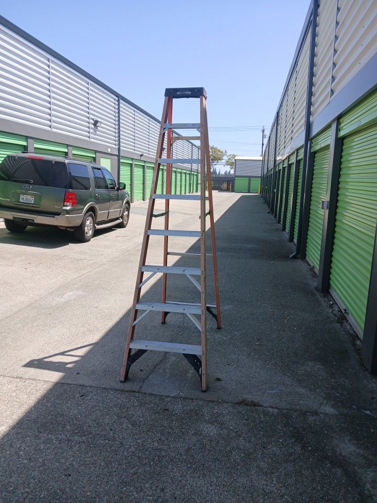 8 Ft Werner Step Ladder Exel Cond