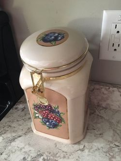 Knott’s Berry Farm Foods Ceramic Cookie Jar
