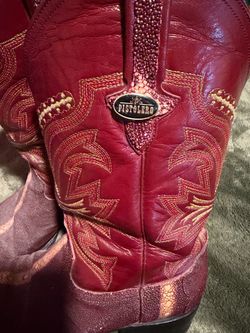 Stingray boots/ belt