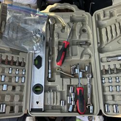 Random Tool Box Assortment In Hard Case 