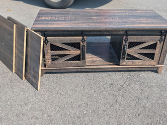 Country coffee table