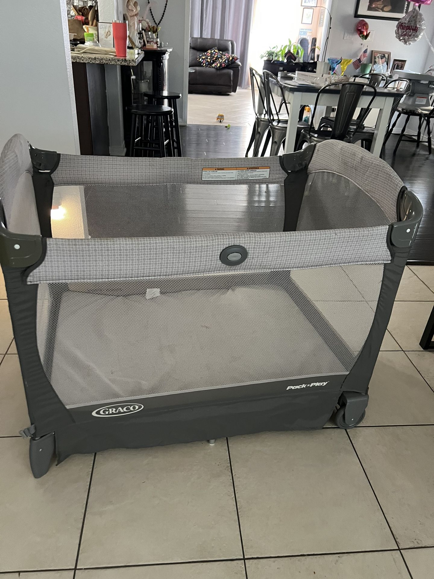 Pack N Play 