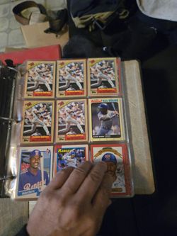 MASSIVE COLLECTION OF SPORTS CARDS & MEMORABILIA