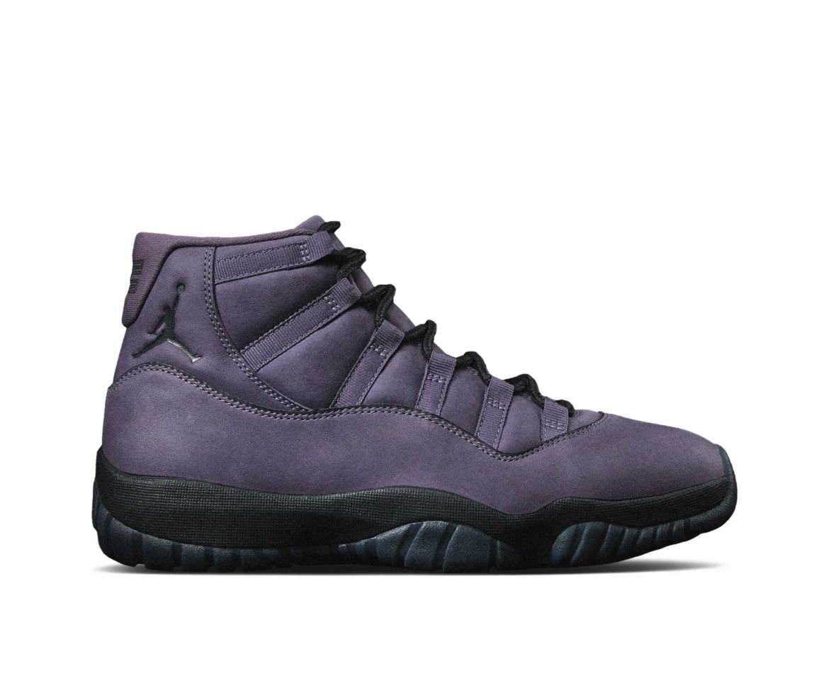 JORDAN 11 RETRO MOJAVE