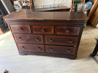 7-Drawer Dresser – Dark Brown