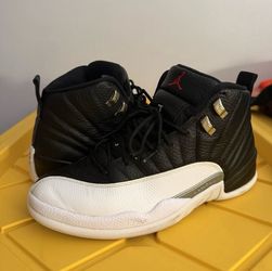 Air Jordan 12 playoff size 8.5 used