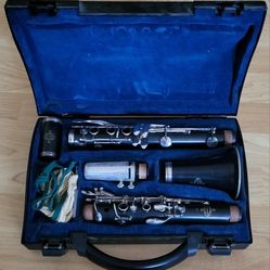 Clarinet E11 