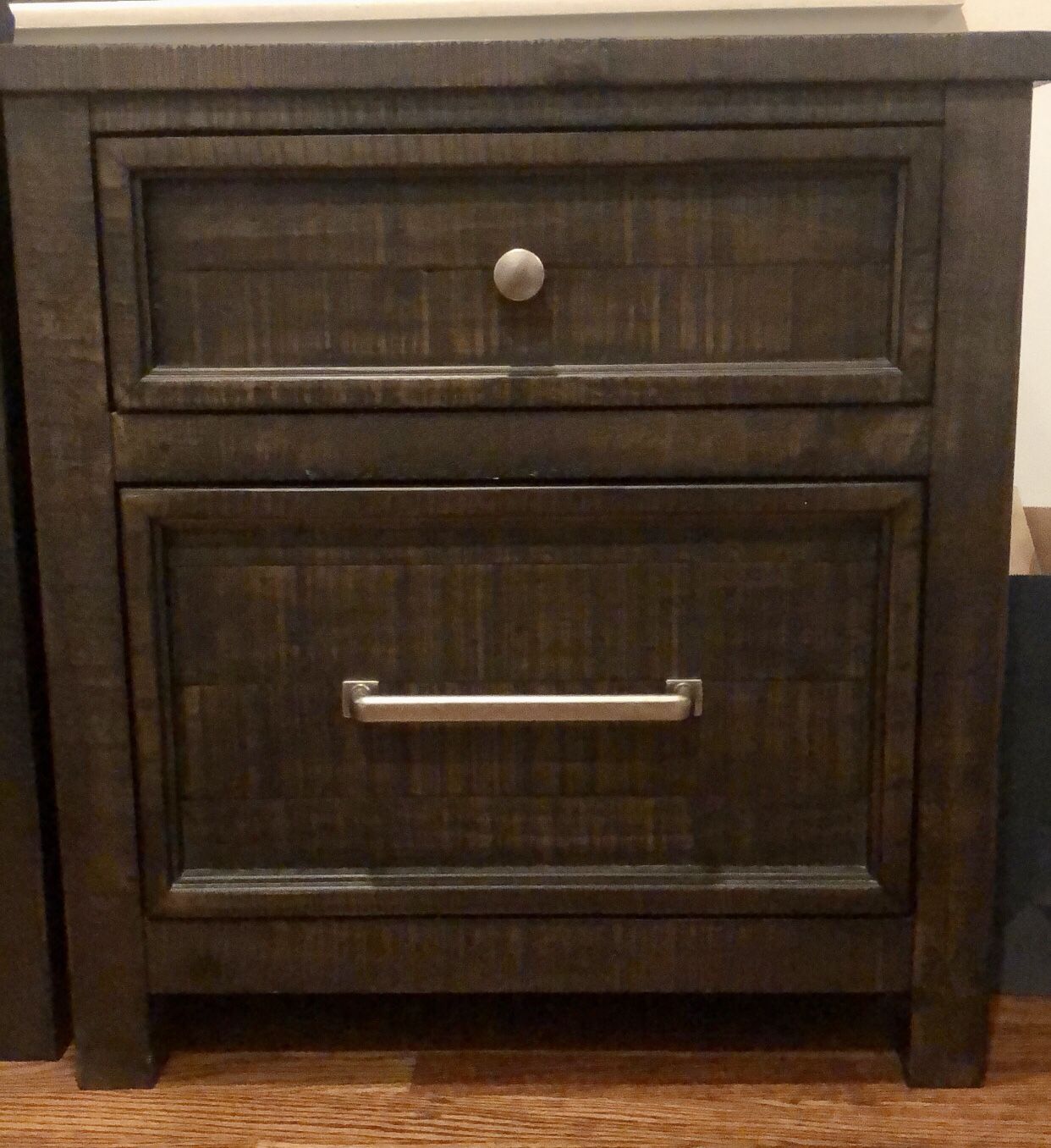 Nightstand/Dresser