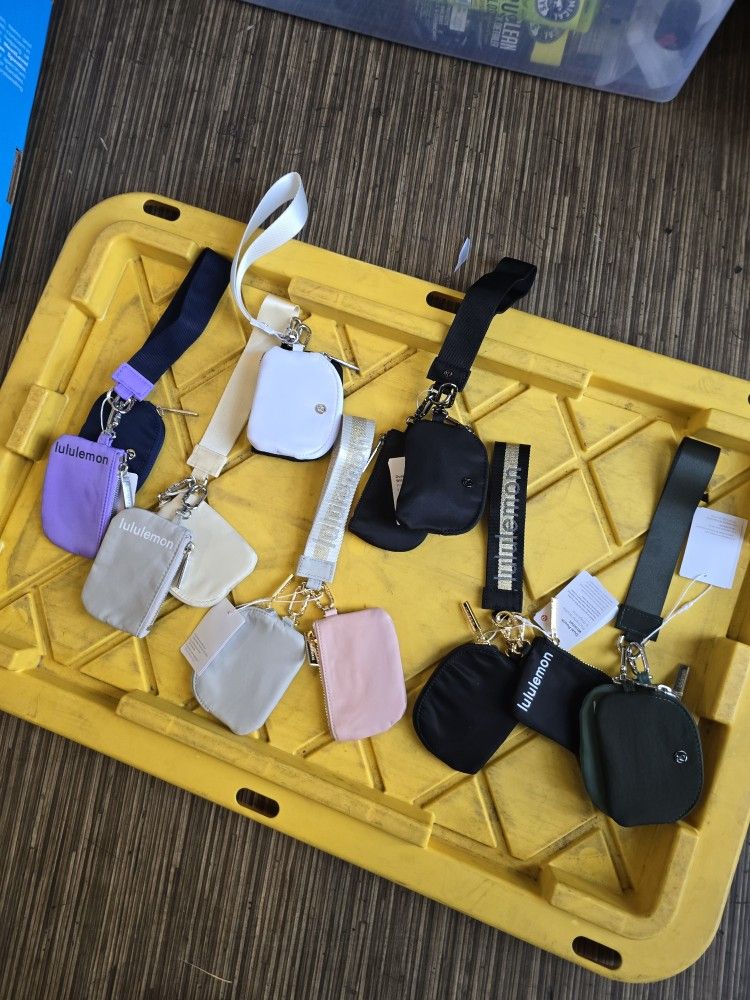 Keychain Pouch Lululemon