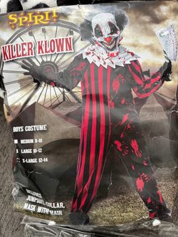 Killer klown Halloween costume