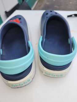 Used CROCS Classic Clog - Toddler size 12-13 blue white , h22g 20s &K6Z