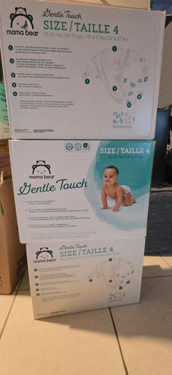 4boxes diapers size 4 each 30x