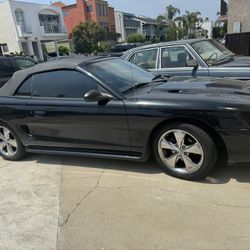 Mustang 96 GT v8 4.6 Black
